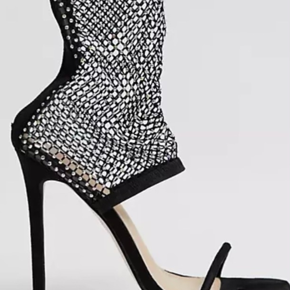 Fancy Heels - Picture 3 of 6